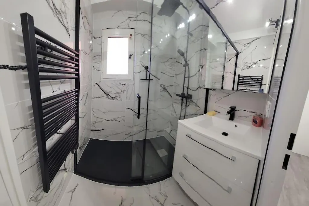 L'Appart St Aygulf, 5Mn A Pied Mer, Piscine, Tennis Fréjus Apartmán
